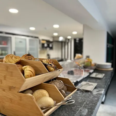 Alma Candida 01 Πανσιόν 3*